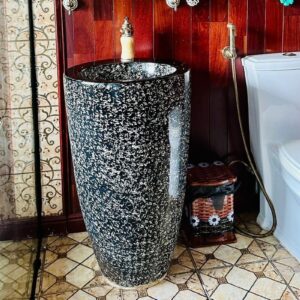 Modern bathroom on the Halong Hideaway Cruise Ship